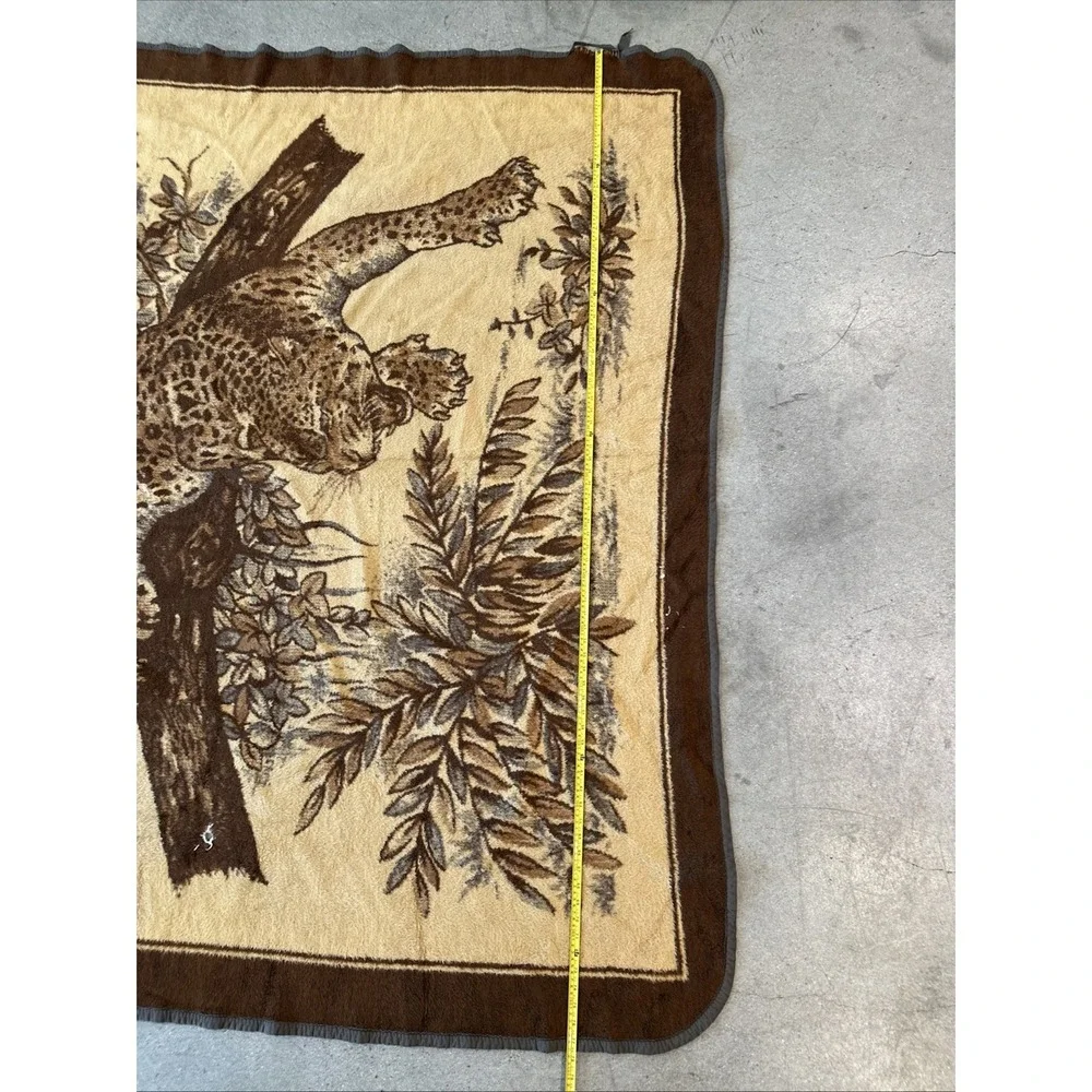 VTG San Marcos 2-Tone Brown Sz77x69 Reversible Blanket Heavyweight BigCat 1970's